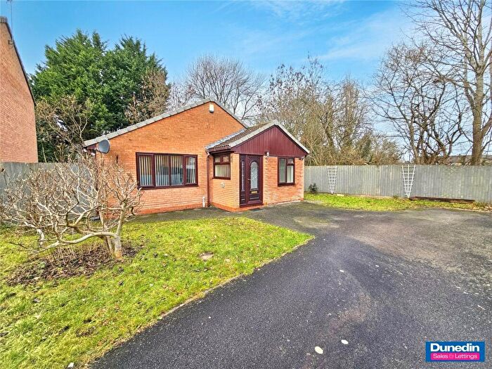 2 Bedroom Detached House For Sale In Hagley Park Drive, Rednal, Birmingham, B45