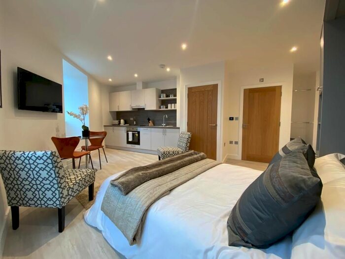 Studio To Rent In Broadway House, Queen Street, Maidenhead SL6