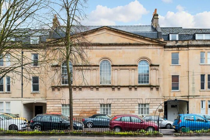 2 Bedroom Flat To Rent In Kensington Place, Bath, BA1