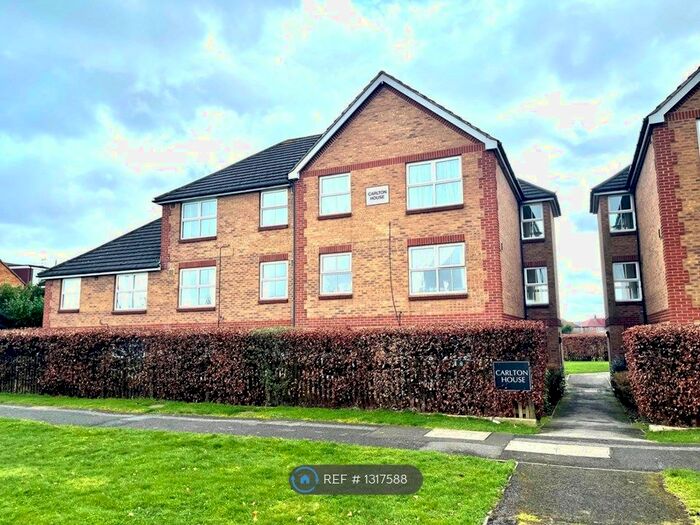 1 Bedroom Flat To Rent In Carlton House, Feltham, TW14