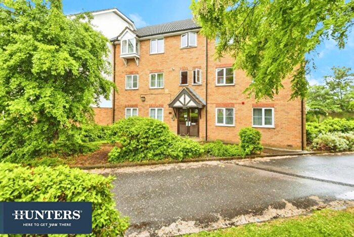 2 Bedroom Flat For Sale In Foxglove Court, Vicars Bridge Close, Wembley, HA0