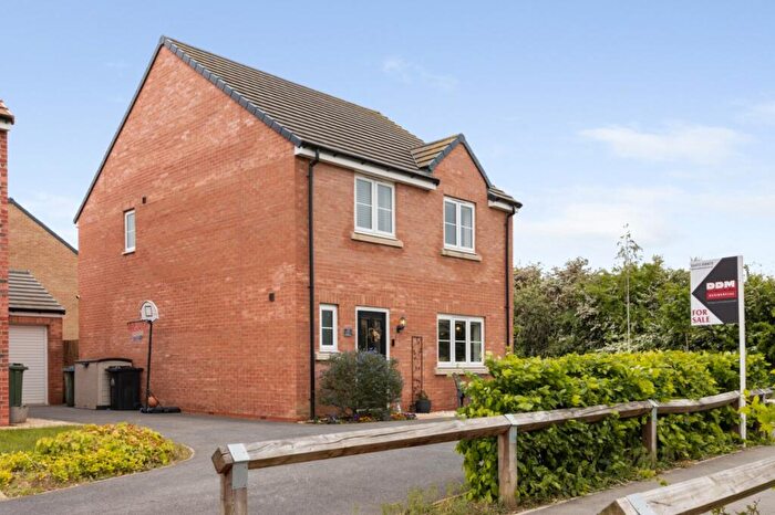 4 Bedroom Detached House For Sale In Thornbury Drive, Scartho Top, Grimsby, DN33