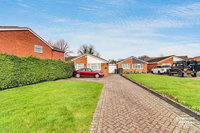 2 Bedroom Bungalow For Sale In Shakespeare Avenue, Lichfield, WS14