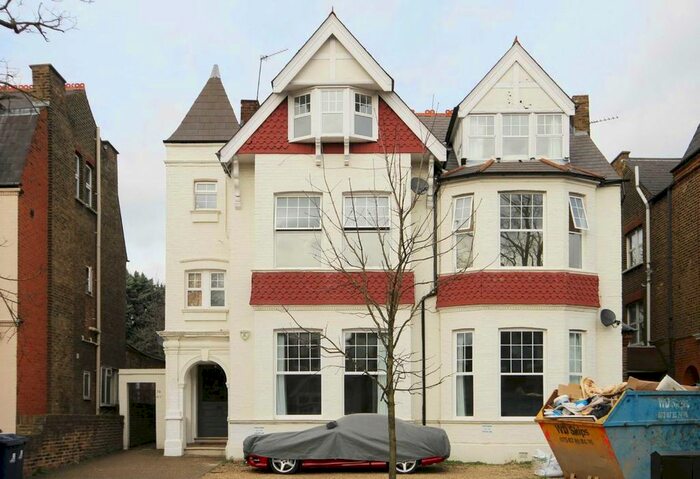 2 Bedroom Flat To Rent In Madeley Road, London, W5