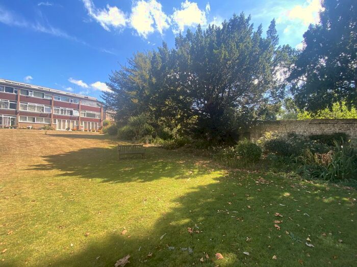 3 Bedroom Maisonette To Rent In Old Market Street, Thetford, IP24