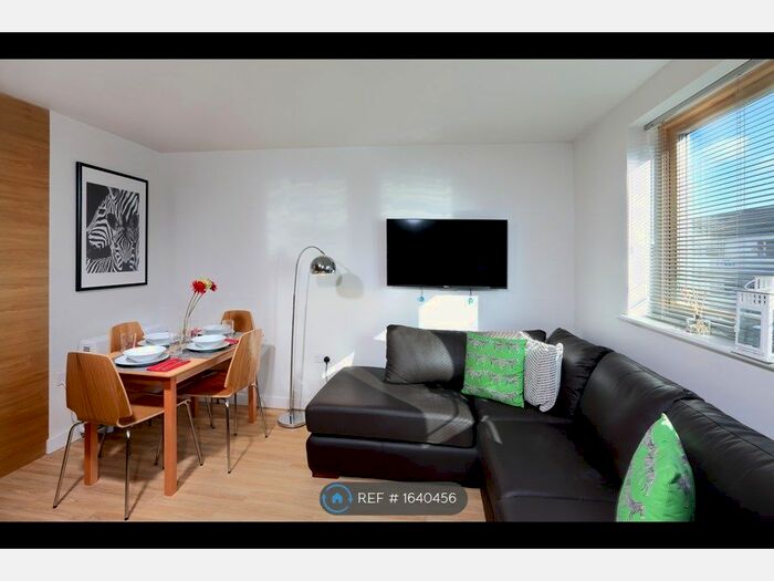 4 Bedroom Flat To Rent In Mulberry Court, Southampton, SO14