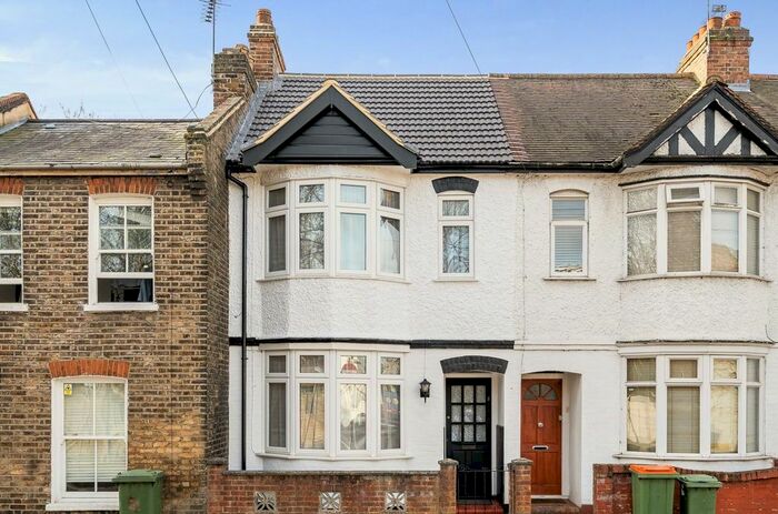 3 Bedroom Terraced House To Rent In Emma Road, Plaistow, E13