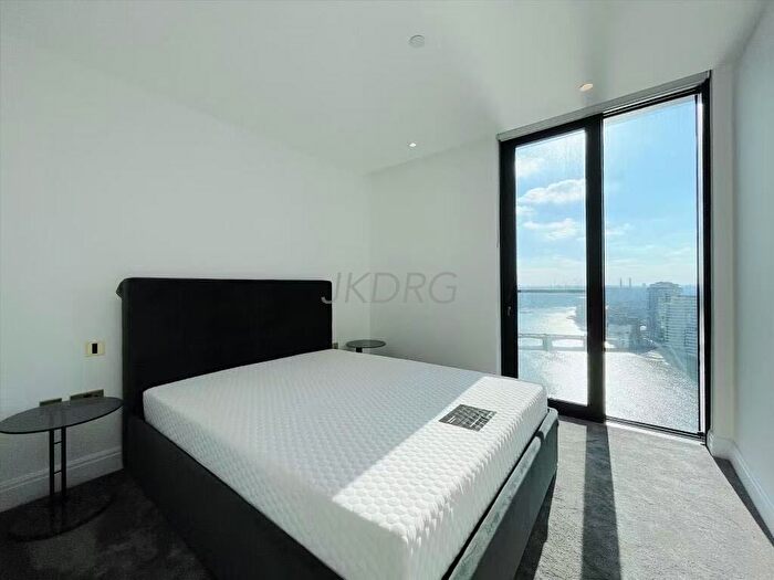 3 Bedroom Flat To Rent In Albert Embankment, London, SE1