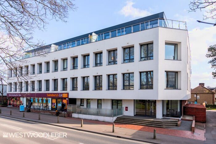 1 Bedroom Flat To Rent In High Road, Broxbourne, EN10