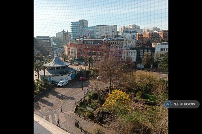 3 Bedroom Flat To Rent In Bourne Court, Bournemouth, BH2