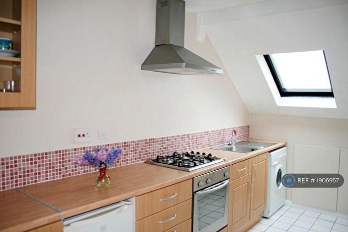 1 Bedroom Flat To Rent In Silverdale, London, SE26