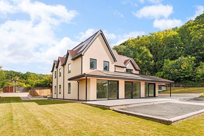 5 Bedroom Detached House For Sale In Wood Norton, Fladbury, WR11