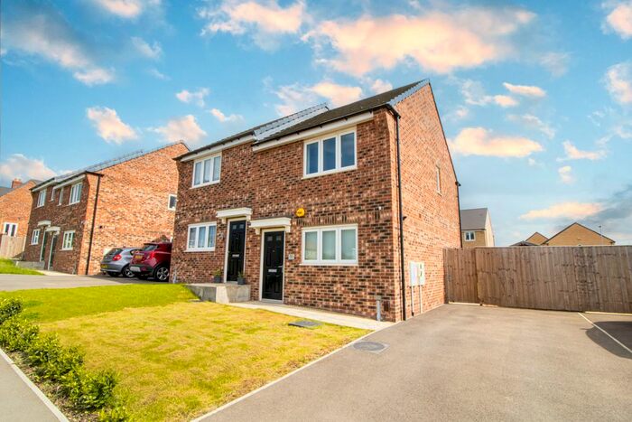 2 Bedroom Semi-Detached House To Rent In Brooklands Avenue, Seacroft, Leeds, LS14