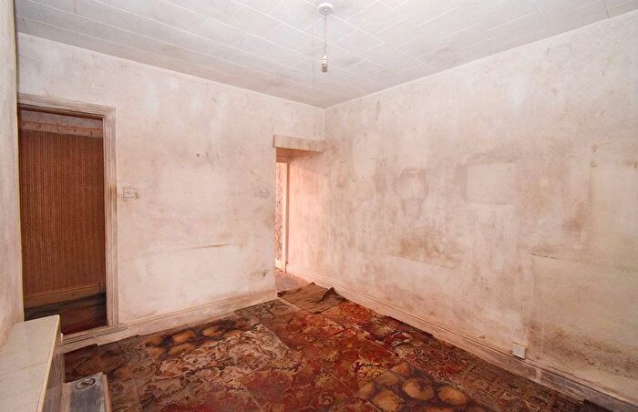 2 Bedroom Terraced House For Sale In Dean Street, Coventry, West Midlands, CV2