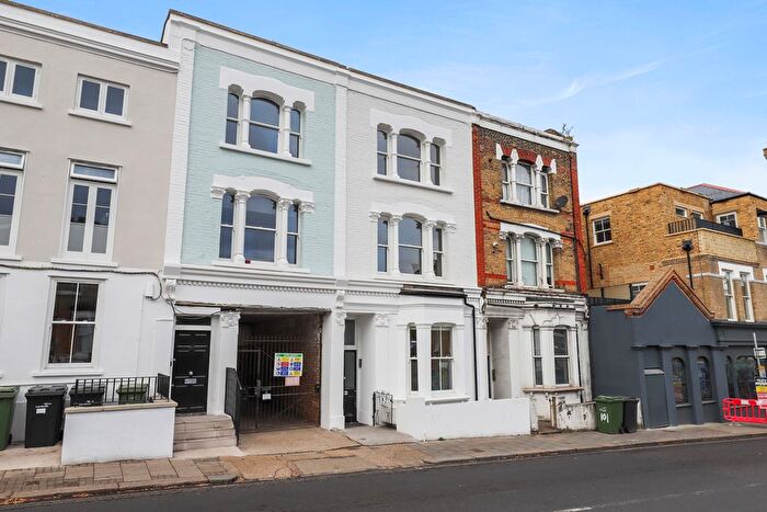 2 Bedroom Flat To Rent In North Street, (), Clapham, SW4