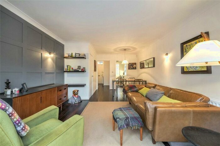 2 Bedroom Maisonette To Rent In Leconfield Road, Newington Green, N5