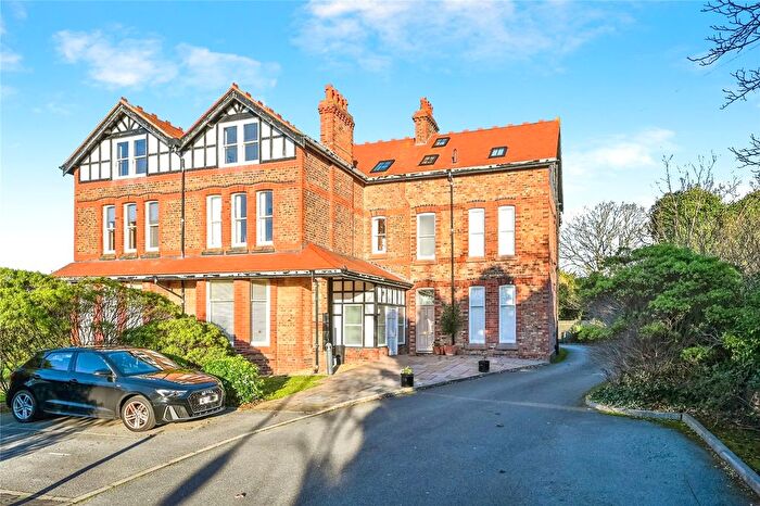 2 Bedroom Flat For Sale In Merrilocks Road, Liverpool, Merseyside, L23