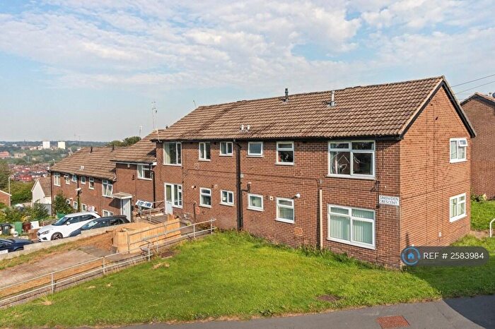1 Bedroom Flat To Rent In Snowden Crescent, Leeds, LS13