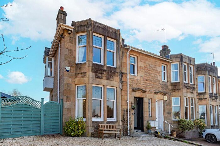 4 Bedroom Terraced House For Sale In Queens Gate, Clarkston, Glasgow, G76