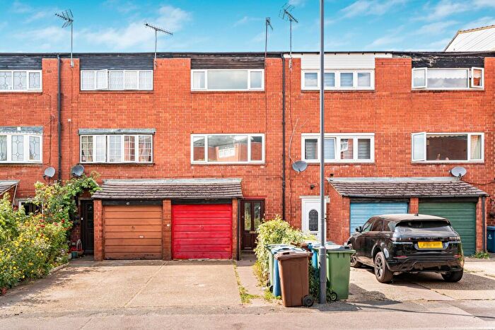 3 Bedroom Terraced House For Sale In Hawkins Close, Harrow, HA1