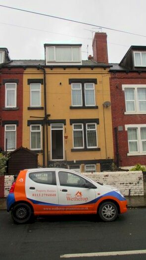 2 Bedroom Terraced House To Rent In Primrose Lane, Beeston Leeds, LS11