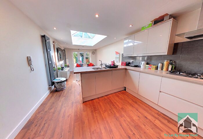 7 Bedroom Terraced House To Rent In Heeley Road, Birmingham, B29
