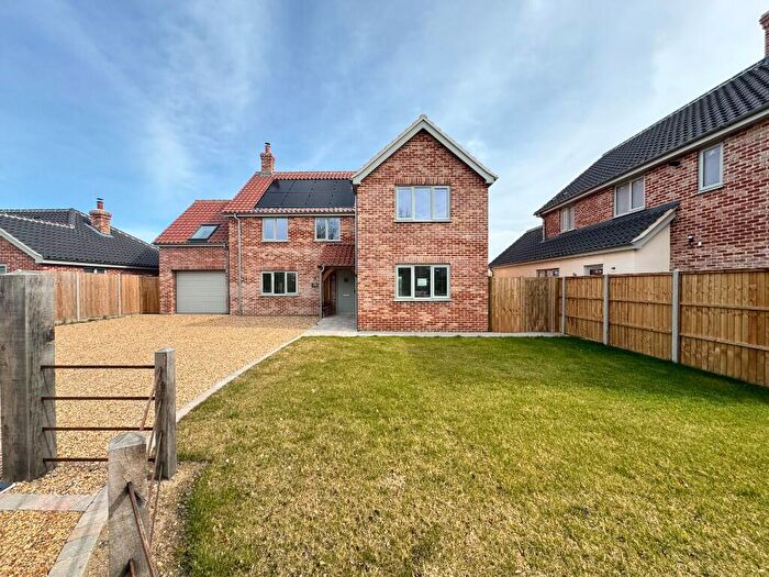 5 Bedroom Detached House For Sale In Hale Road, Ashill, IP25