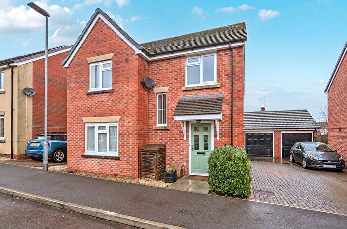 4 Bedroom Detached House For Sale In Harbin Close, Yeovil, Somerset, BA21