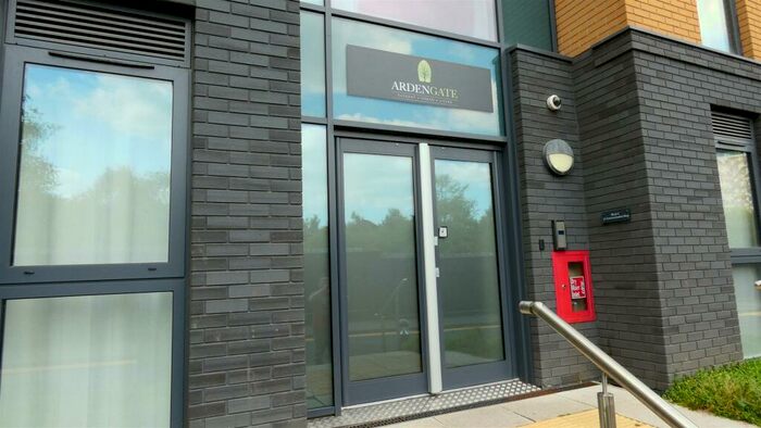 2 Bedroom Apartment To Rent In Communication Row, Birmingham, B15