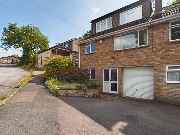 4 Bedroom Semi-Detached House To Rent In Langtoft Road, Stroud, GL5