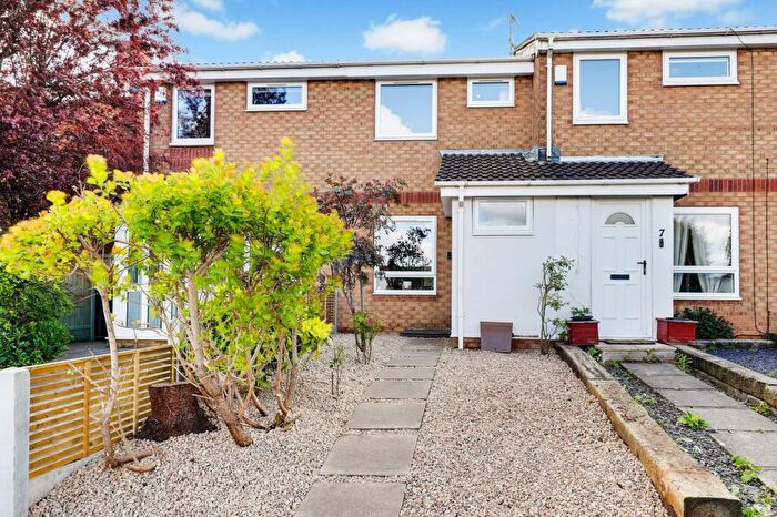 2 Bedroom Terraced House For Sale In Kingsbridge Avenue, Nottingham, NG3