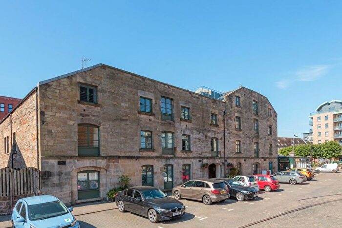 2 Bedroom Apartment For Sale In Commercial Street, Edinburgh, EH6