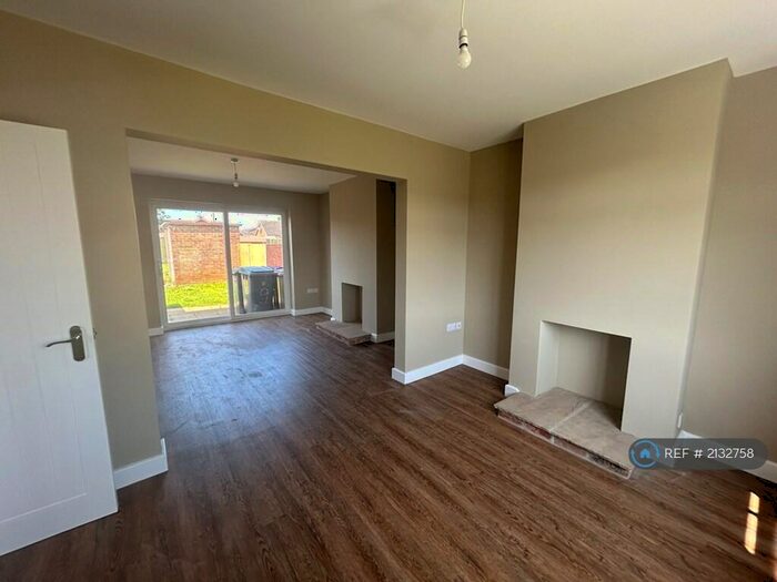 3 Bedroom Semi-Detached House To Rent In Roxholme Road, Leasingham, Sleaford, NG34