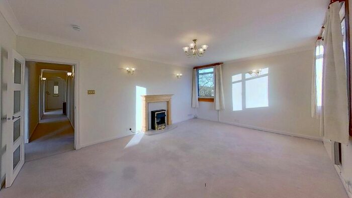 3 Bedroom Flat To Rent In Braehead Park, Edinburgh, Midlothian, EH4