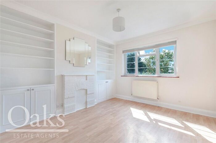 2 Bedroom Apartment For Sale In Clevedon Court, Clive Road, SE21