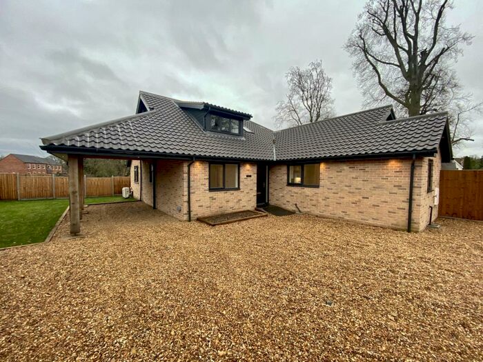 4 Bedroom Detached Villa To Rent In Lynn Road, Weeting, Brandon, IP27