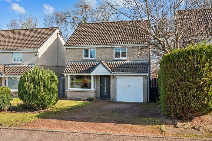 3 Bedroom Detached House For Sale In Torran Drive, Erskine, PA8