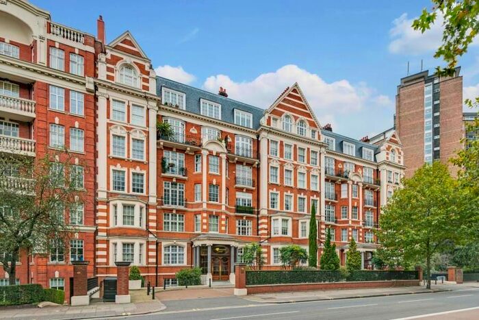 4 Bedroom Flat To Rent In Sandringham Court, Maida Vale, London, W9