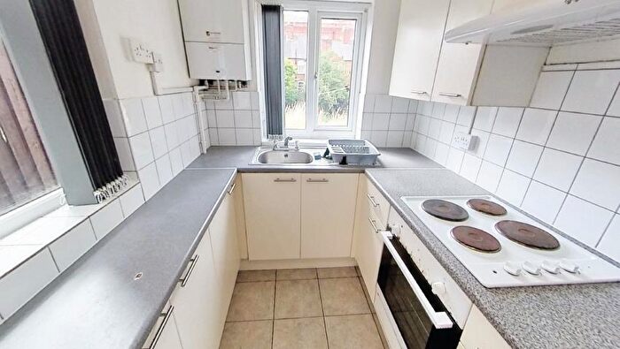 3 Bedroom House To Rent In Keble Road, Leicester, LE2