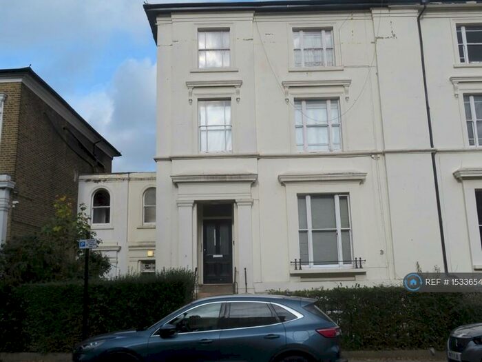 3 Bedroom Flat To Rent In St. John's Grove, London, N19
