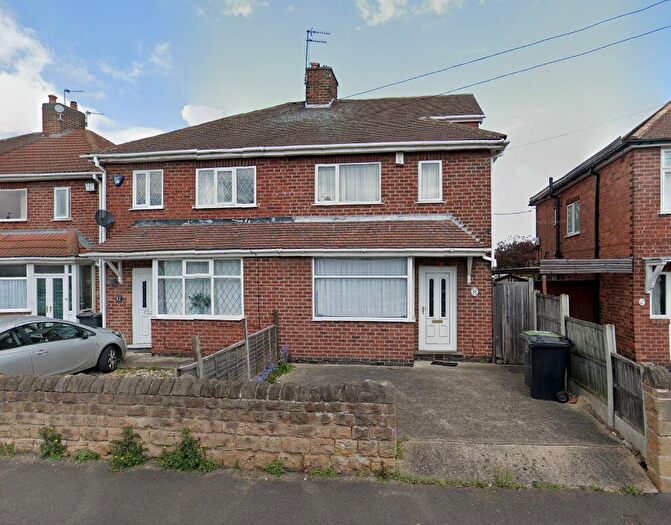 4 Bedroom Property To Rent In Warwick Avenue, Beeston, NG9