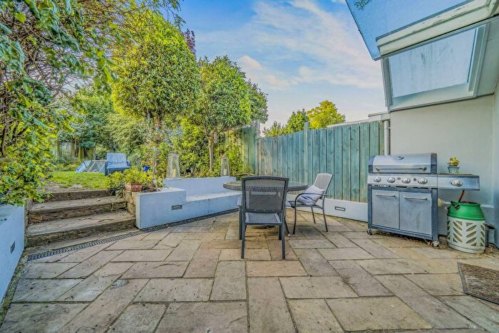 3 Bedroom Property To Rent In Lincoln Avenue, Whitton, Twickenham, TW2