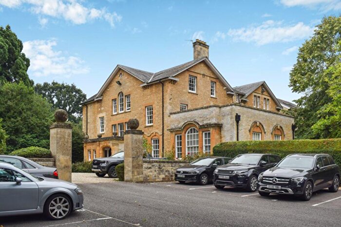 4 Bedroom Apartment To Rent In Begbroke Manor, Spring Hill Road, Begbroke, OX5