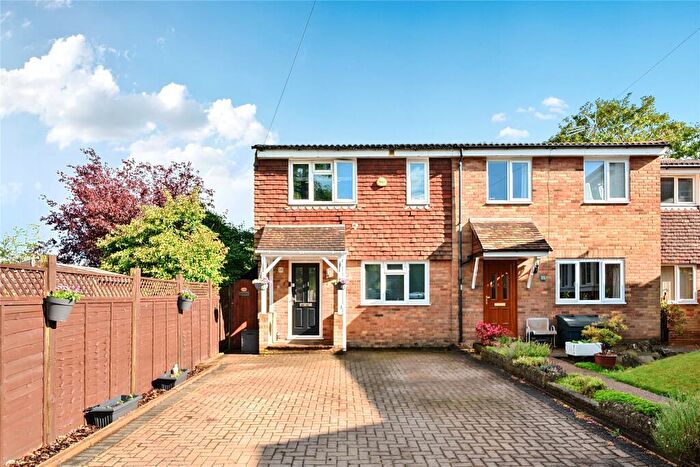 3 Bedroom Semi-Detached House For Sale In Hillview, Saunderton, High Wycombe, Buckinghamshire, HP14