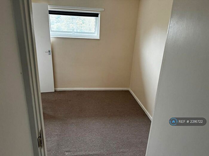 1 Bedroom Flat To Rent In The Friars, Harlow, CM19