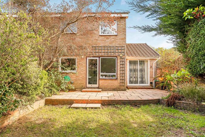 3 Bedroom Semi Detached House For Sale In Shilburn Way, Woking, Surrey, GU21