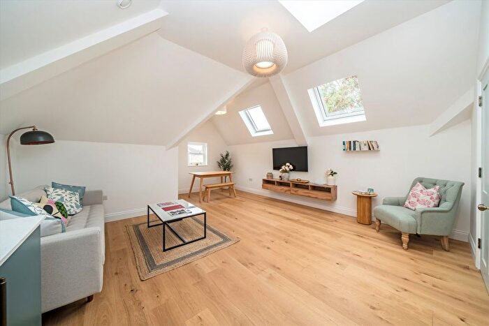 1 Bedroom Flat For Sale In Exbury Road, Catford, SE6