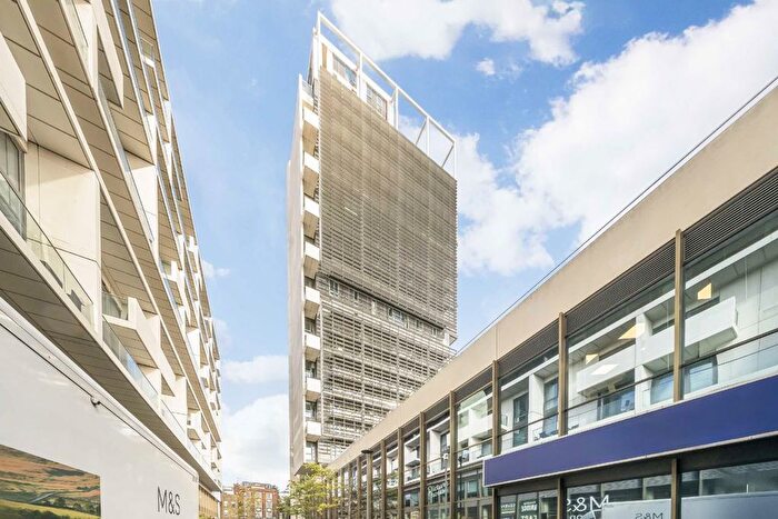 1 Bedroom Flat For Sale In City North Place, London, N4