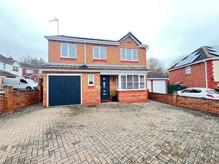 4 Bedroom Detached House For Sale In Franklin Way, Daventry, Northamptonshire, NN11