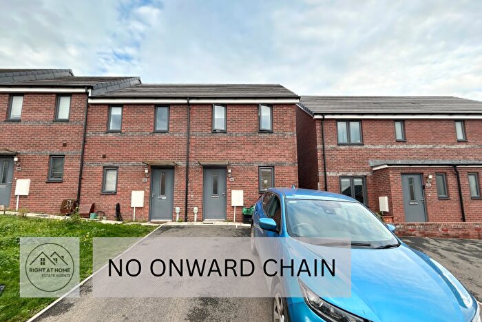 2 Bedroom End Of Terrace House For Sale In Hutchings Drive, Tithebarn, Exeter, EX1